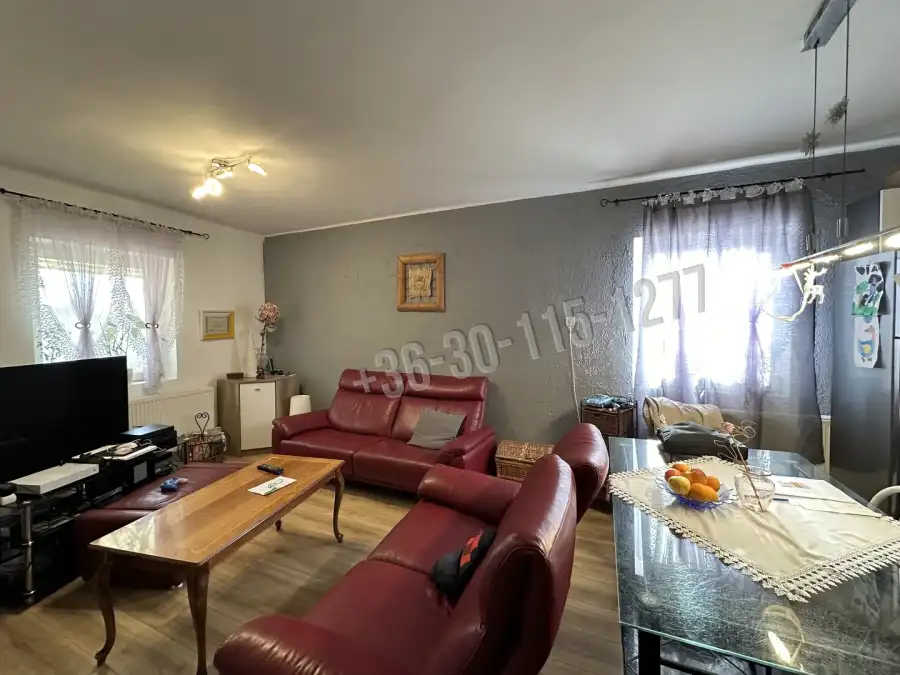 eladó családi ház, Győrszentiván