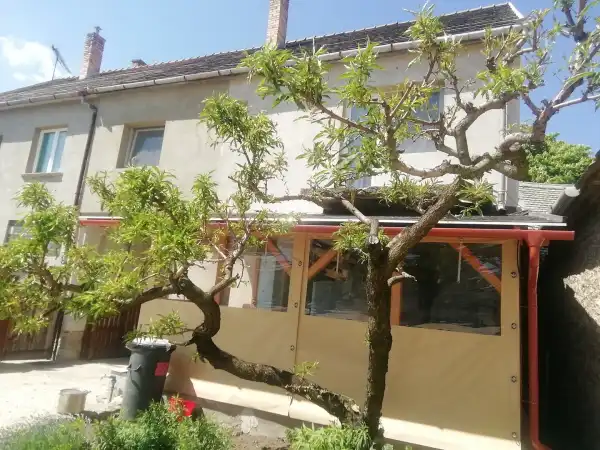 Eladó családi ház, Tata 5 szoba 147 m² 69.9 M Ft