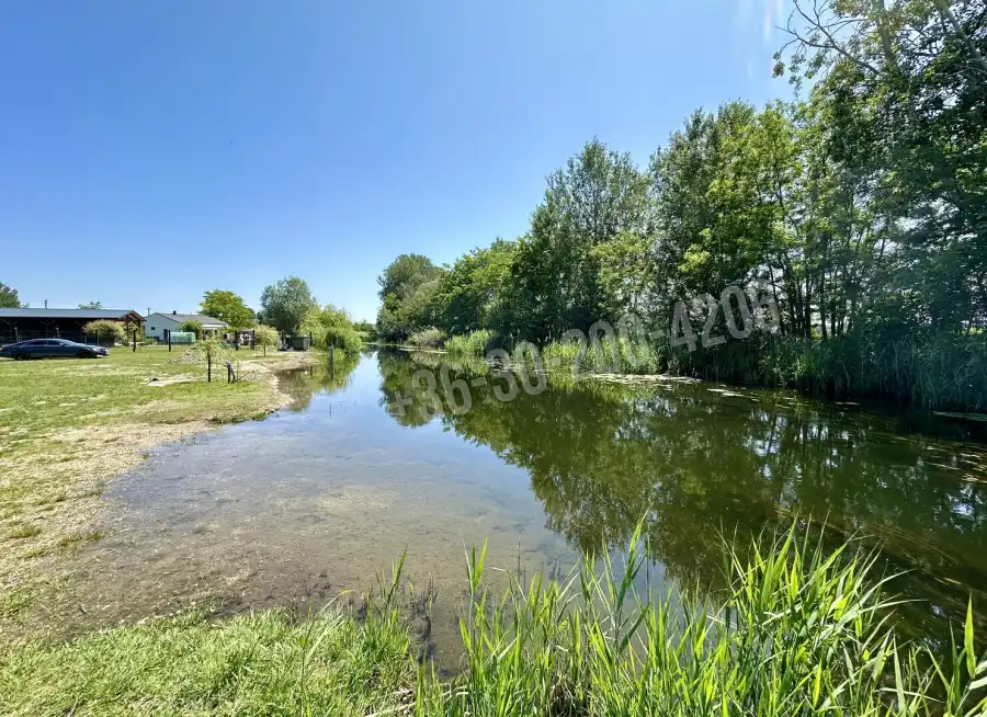 eladó  Építési telek, Püski