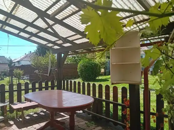 Eladó ikerház, Tatabánya 2 szoba 75 m² 23.3 M Ft