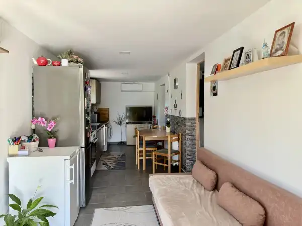 Eladó nyaraló, Oroszlány 2+1 szoba 57 m² 33.5 M Ft