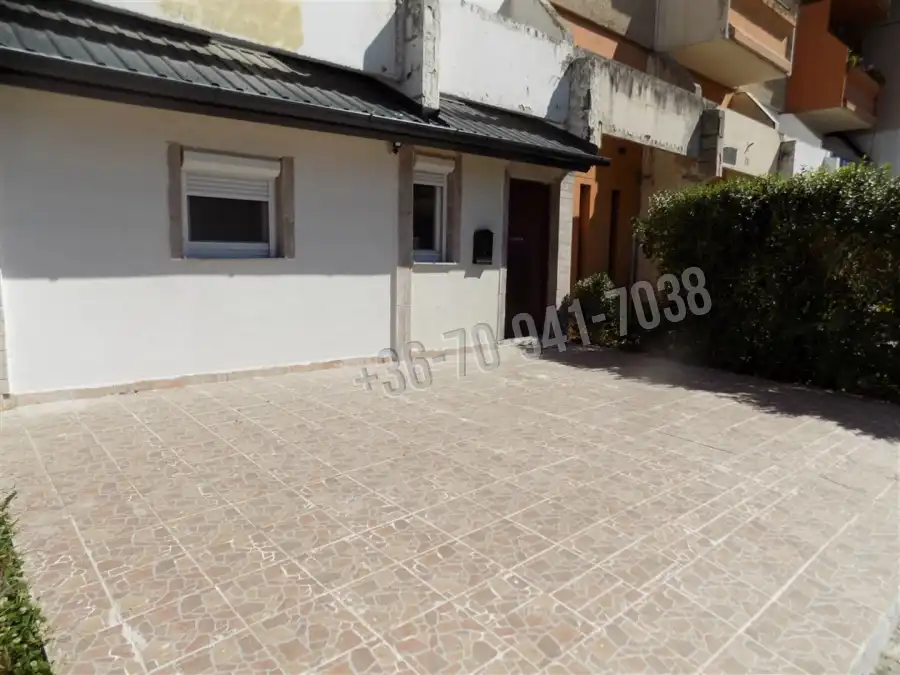 eladó panellakás, Tatabánya