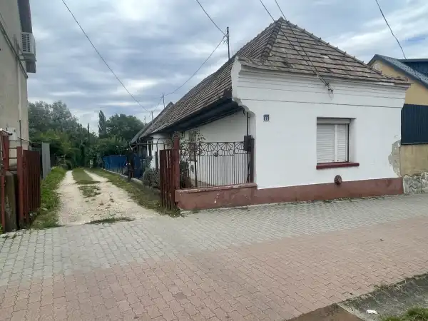 Eladó sorház, Tatabánya 3 szoba 58 m² 20.3 M Ft