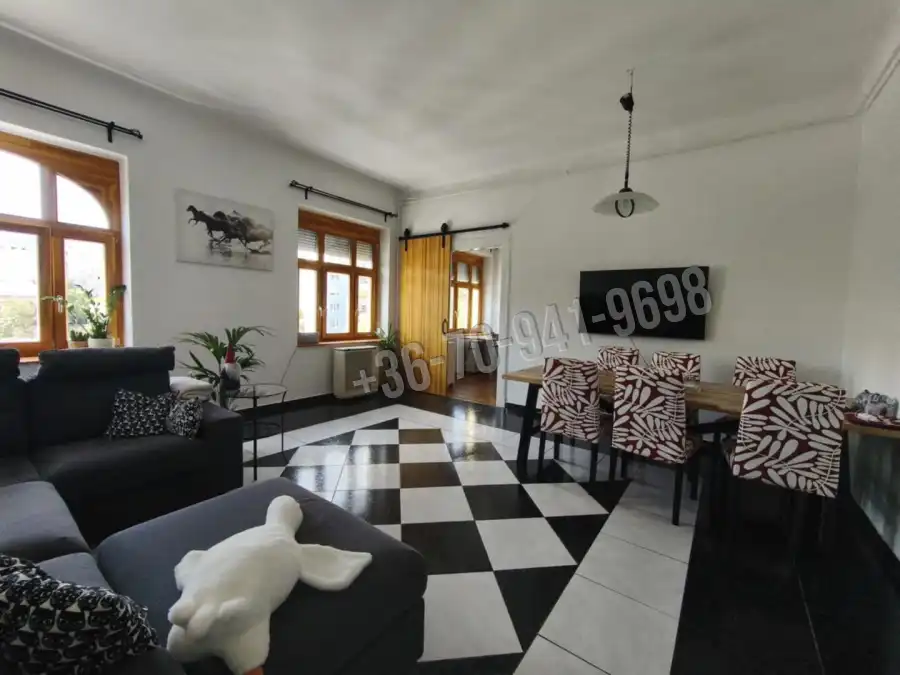 eladó téglalakás, Budapest, III. kerület