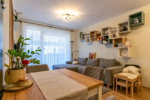 Eladó téglalakás, Mosonmagyaróvár 3 szoba 62 m² 73 M Ft