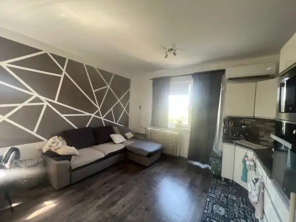 Eladó téglalakás, Oroszlány 1+1 szoba 38 m² 31.5 M Ft