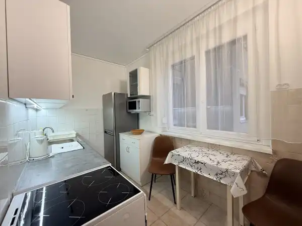Kiadó panellakás, Oroszlány 2 szoba 53 m² 140 E Ft/hó