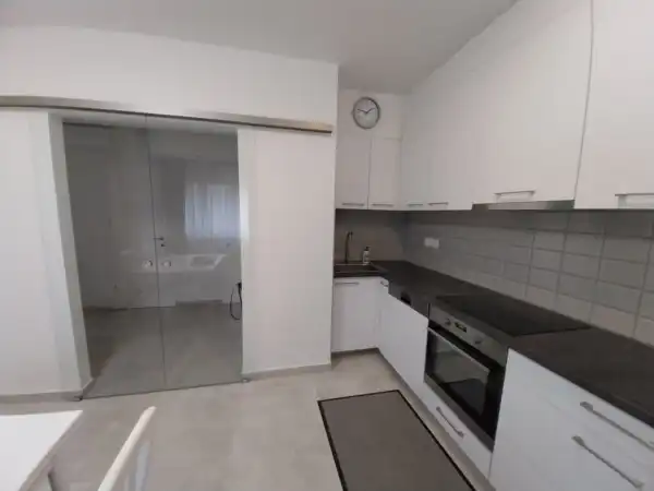 Kiadó téglalakás, Tata 3 szoba 75 m² 290 E Ft/hó